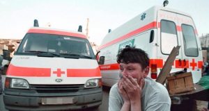 Tragedija na Ibarskoj magistrali: U sudaru renoa i BMW-a ima mrtvih, hitne službe na terenu